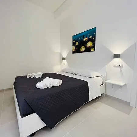 Konukevi Pirro's Peschici